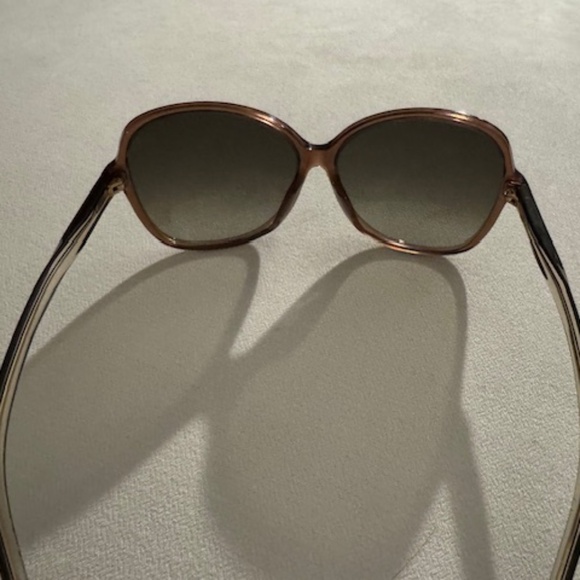 Gucci Oversized Sunglasses main image 7